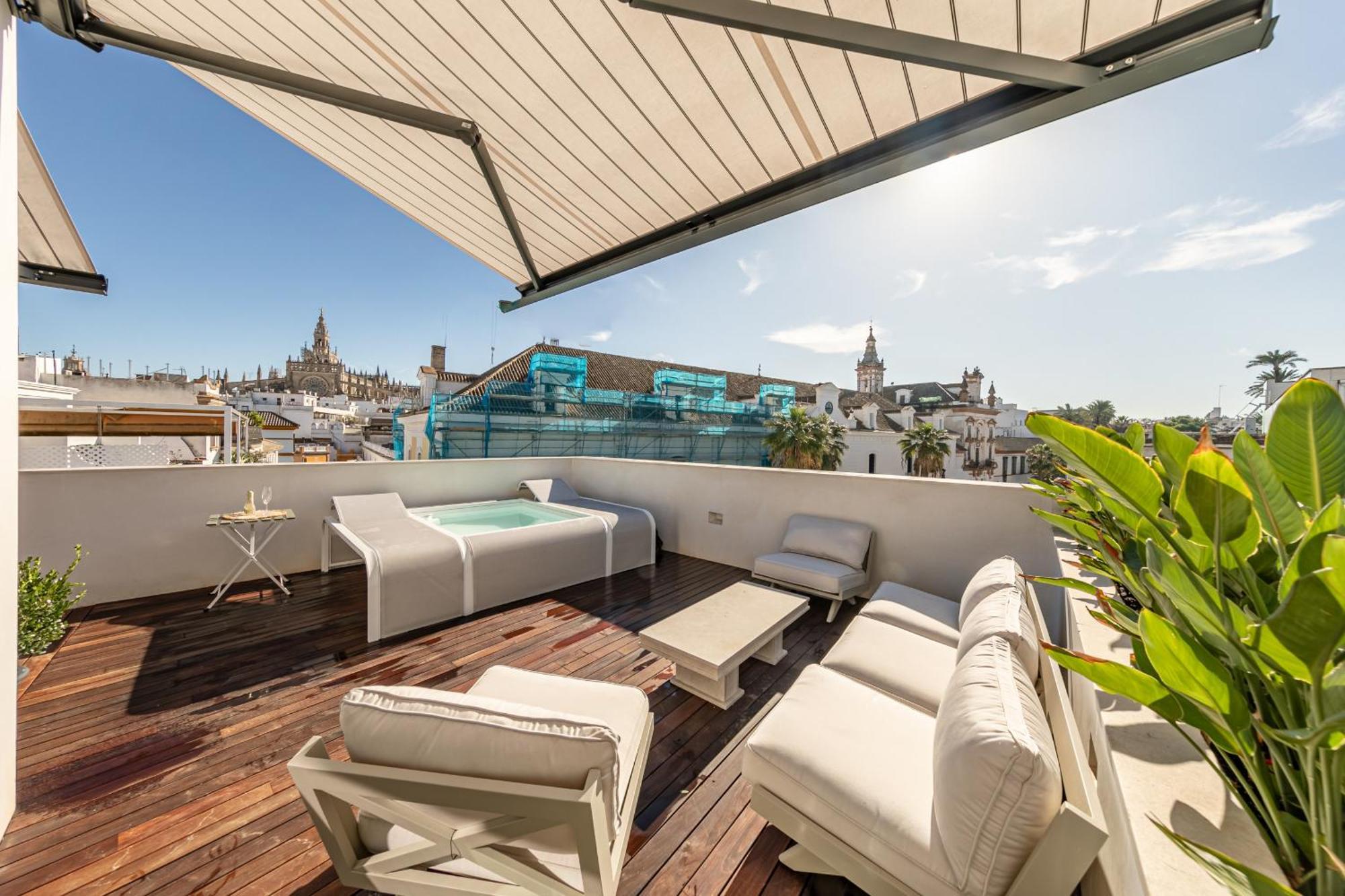 Green-Apartments Reales Atarazanas Suites إشبيلية المظهر الخارجي الصورة
