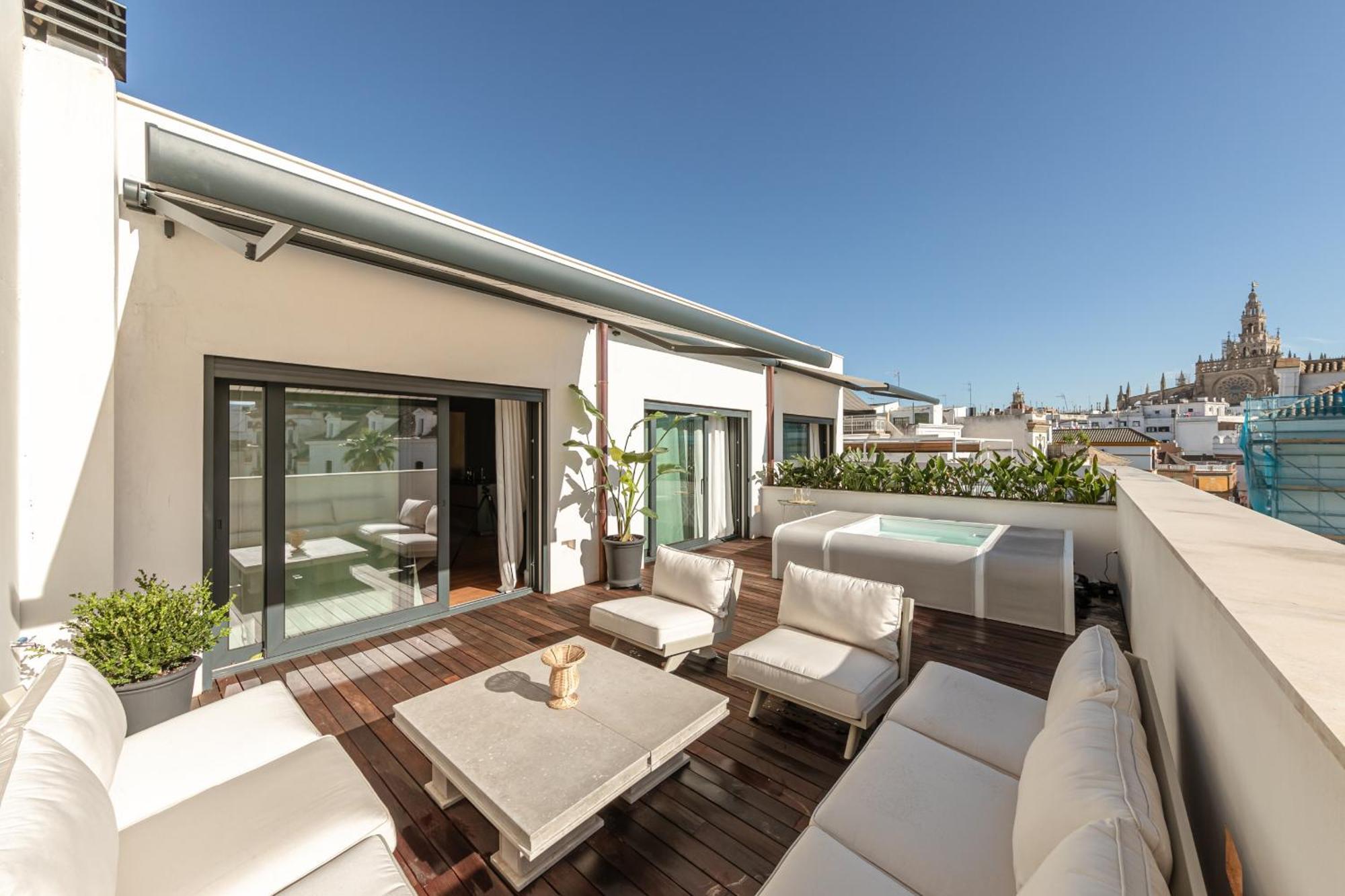 Green-Apartments Reales Atarazanas Suites إشبيلية المظهر الخارجي الصورة
