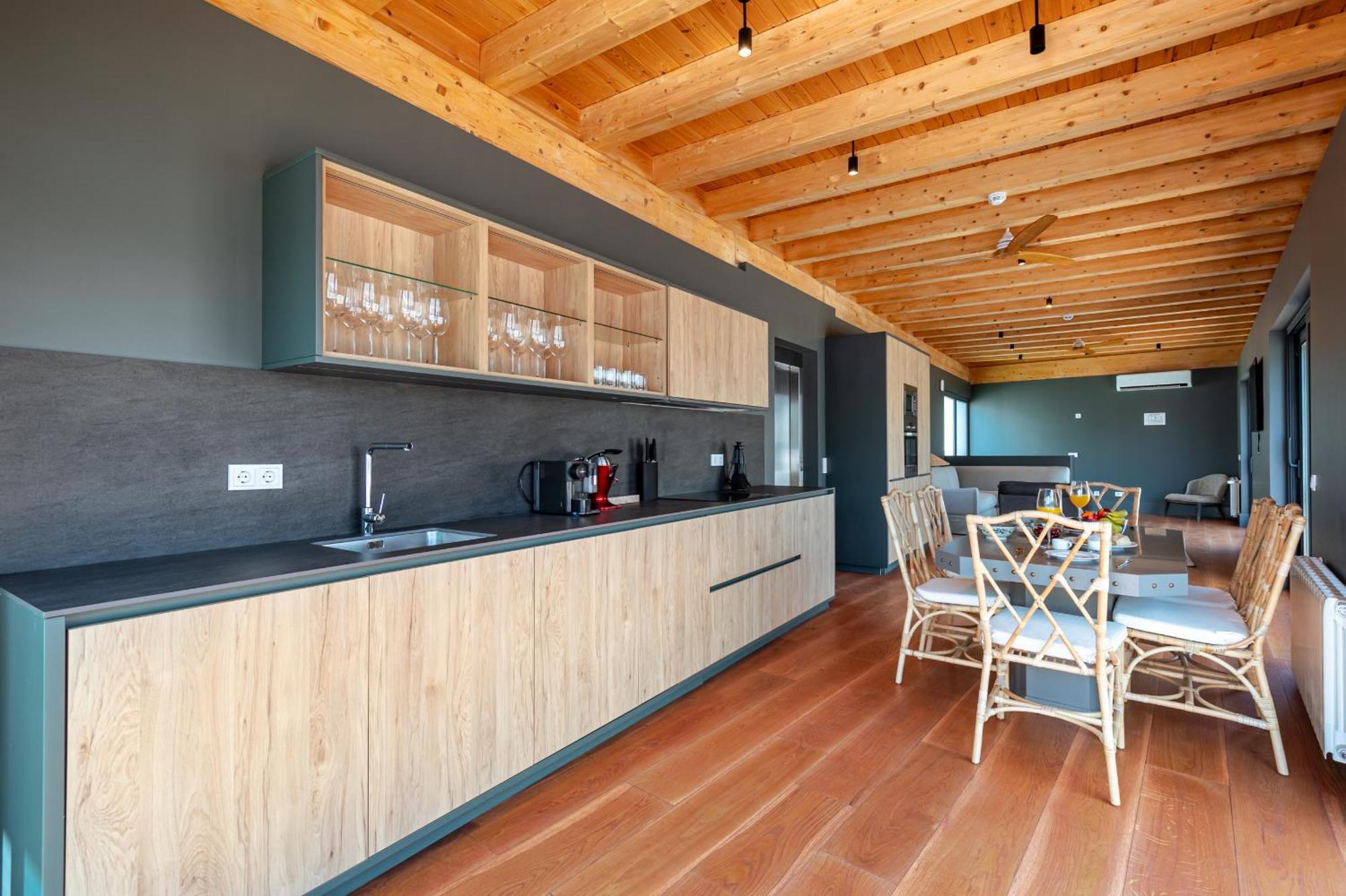 Green-Apartments Reales Atarazanas Suites إشبيلية المظهر الخارجي الصورة